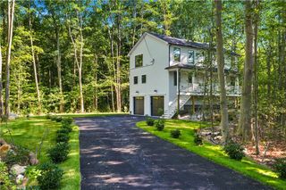 172 Pine Swamp Road, Cumberland, RI 02864