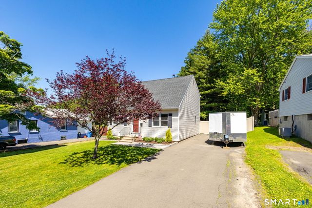 85 Pleasant View Avenue, Bristol, CT 06010