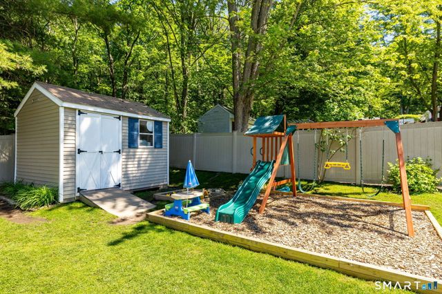 85 Pleasant View Avenue, Bristol, CT 06010