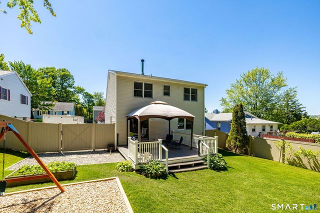 85 Pleasant View Avenue, Bristol, CT 06010