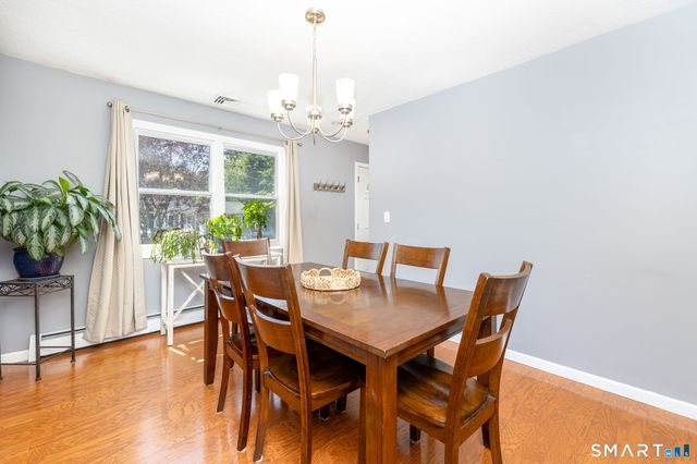 85 Pleasant View Avenue, Bristol, CT 06010