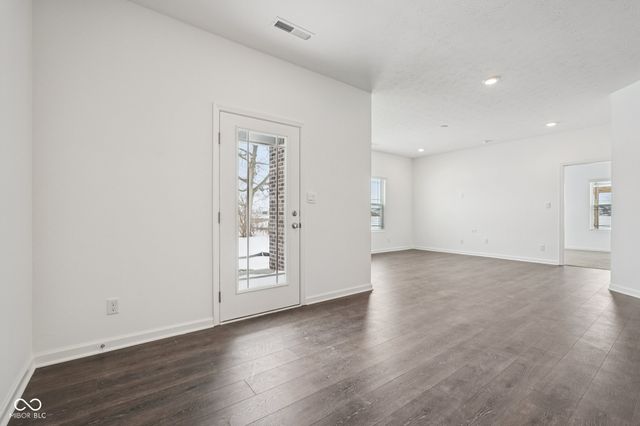 5885 Norfolk Row, Greenwood, IN 46143