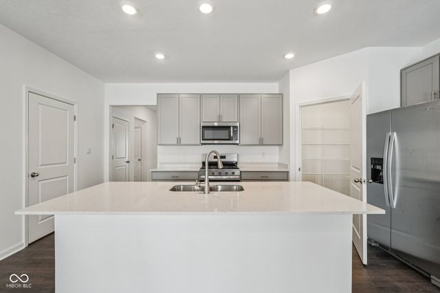 5885 Norfolk Row, Greenwood, IN 46143