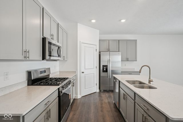 5885 Norfolk Row, Greenwood, IN 46143