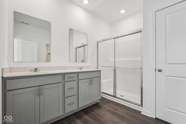 5885 Norfolk Row, Greenwood, IN 46143