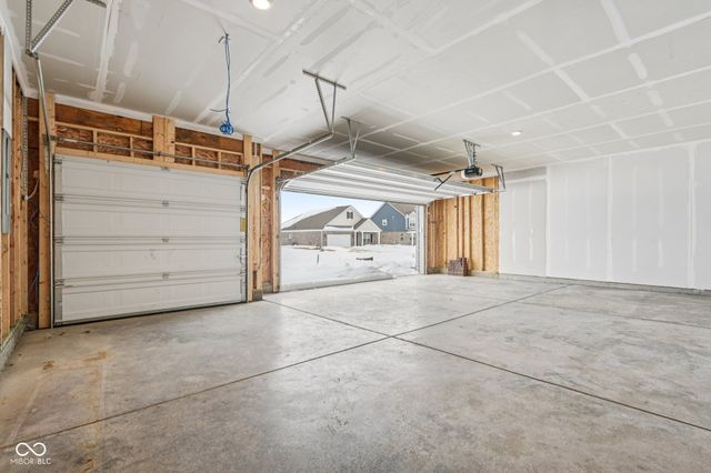 5885 Norfolk Row, Greenwood, IN 46143