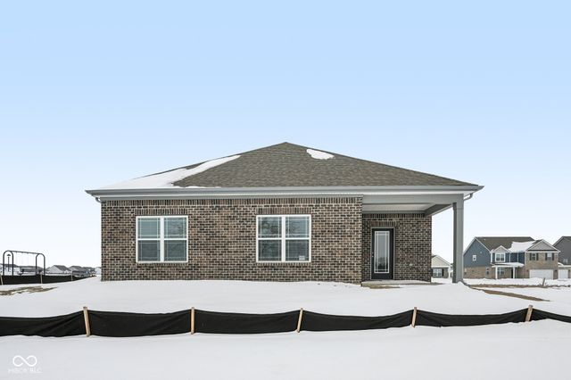 5885 Norfolk Row, Greenwood, IN 46143