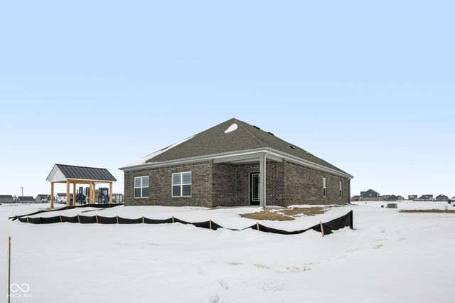 5885 Norfolk Row, Greenwood, IN 46143