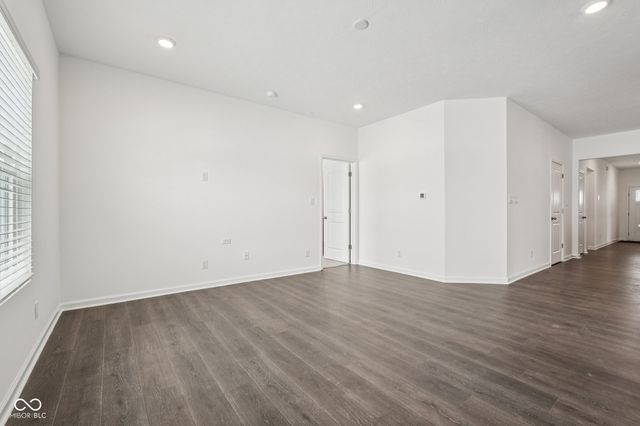 5885 Norfolk Row, Greenwood, IN 46143