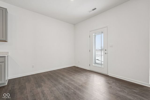 5885 Norfolk Row, Greenwood, IN 46143