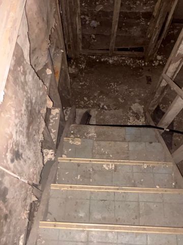 20020 Hickory Street, Detroit, MI 48205