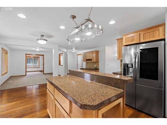 311 Nw 96TH St, Vancouver, WA 98665