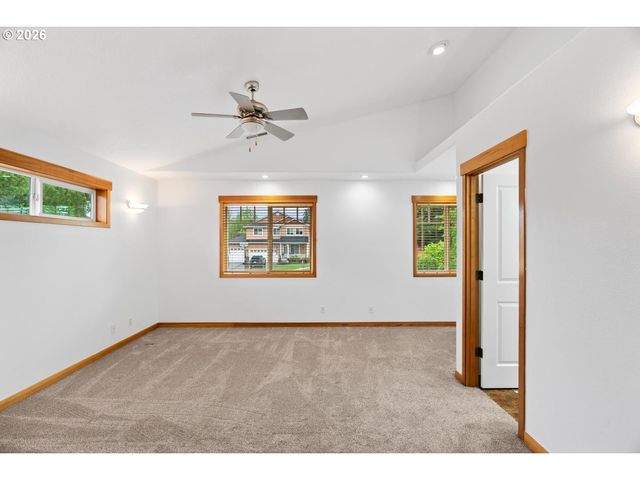 311 Nw 96TH St, Vancouver, WA 98665