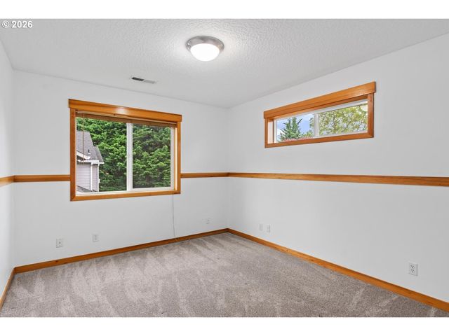 311 Nw 96TH St, Vancouver, WA 98665