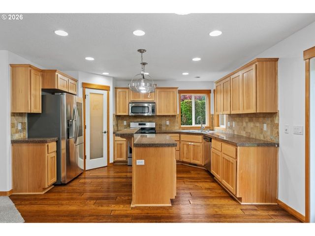 311 Nw 96TH St, Vancouver, WA 98665