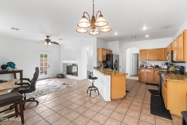4740 E MOUNTAIN VISTA Drive, Phoenix, AZ 85048