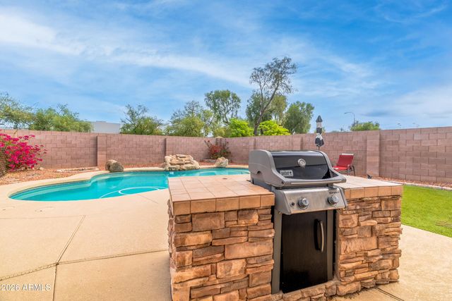 4740 E MOUNTAIN VISTA Drive, Phoenix, AZ 85048