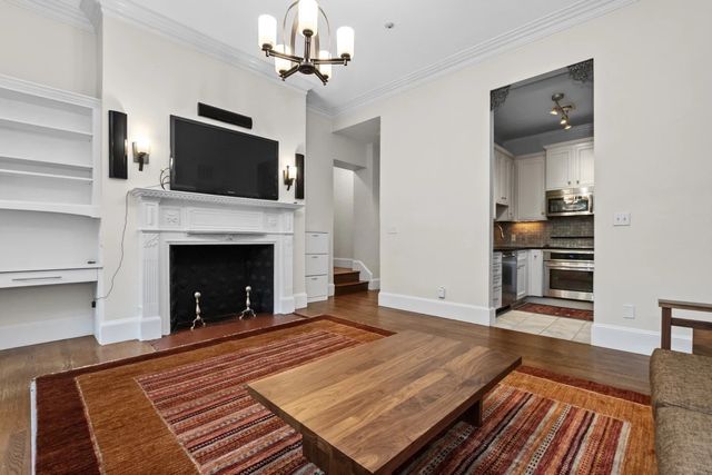 280 Commonwealth Avenue 108, Boston, MA 02116