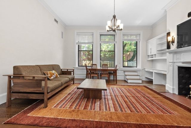 280 Commonwealth Avenue 108, Boston, MA 02116