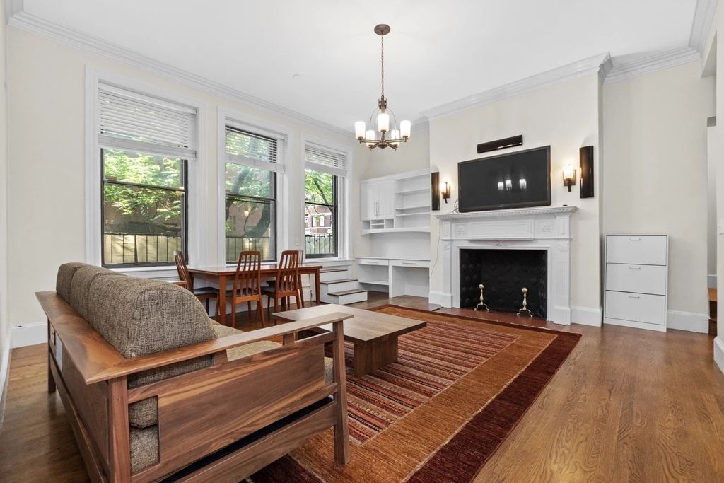 280 Commonwealth Avenue 108, Boston, MA 02116