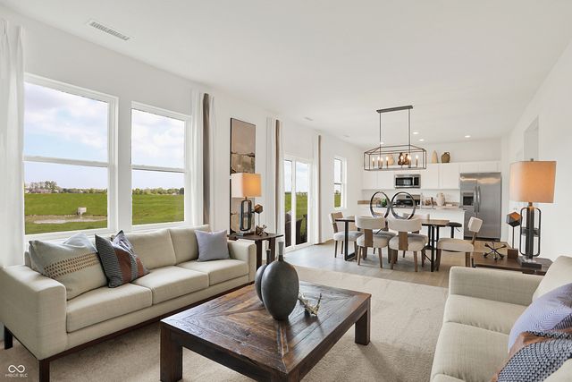 2866 Woods Edge Drive, Greenwood, IN 46143