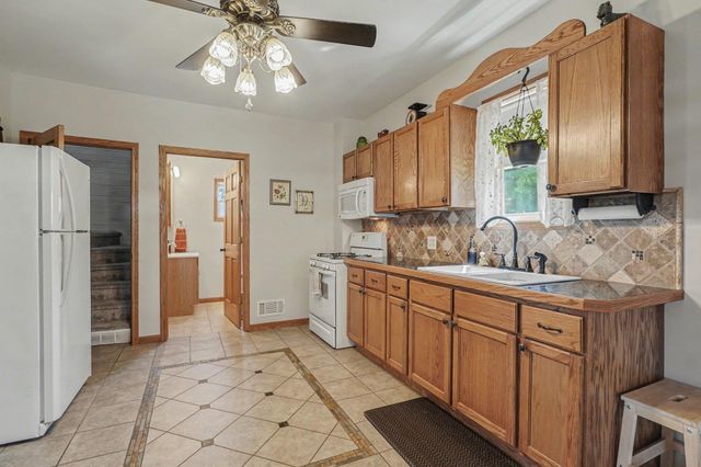1910 14th Street, Bay City, MI 48708