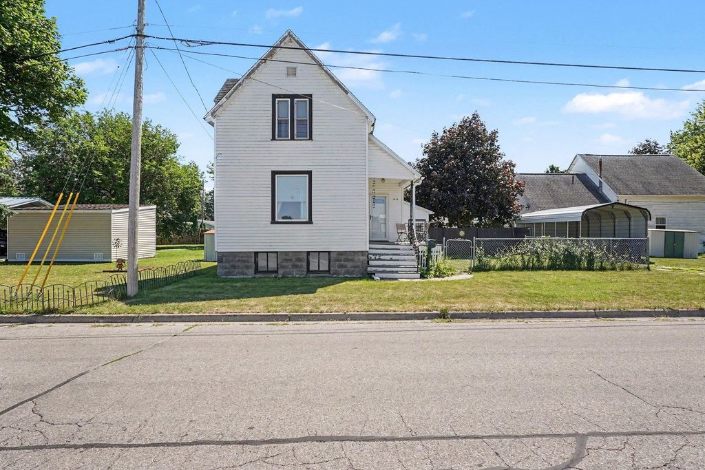 1910 14th Street, Bay City, MI 48708