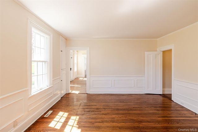 1569 Hoosick Road, Troy, NY 12180