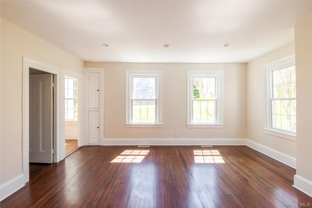 1569 Hoosick Road, Troy, NY 12180