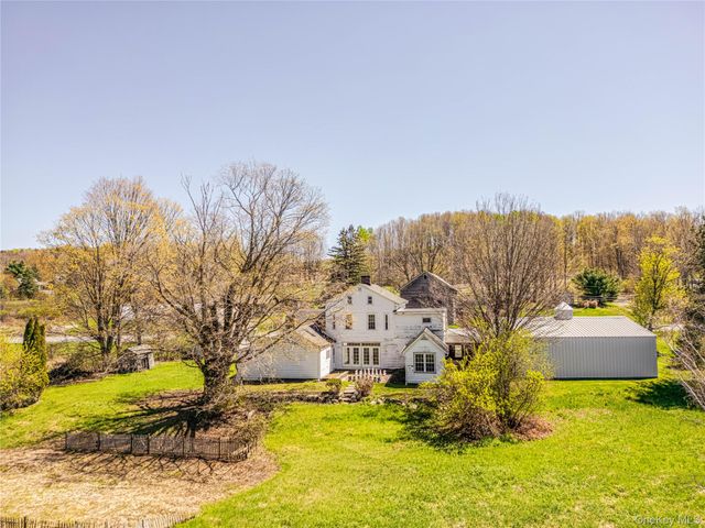 1569 Hoosick Road, Troy, NY 12180