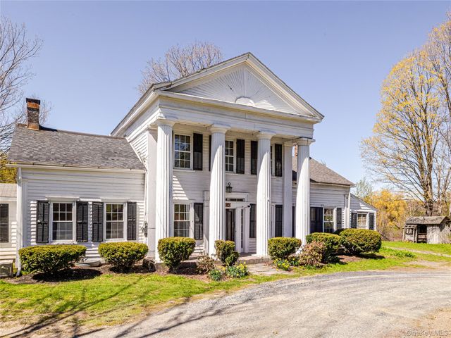 1569 Hoosick Road, Troy, NY 12180