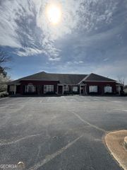 354 Corporate Center Court, Stockbridge, GA 30281