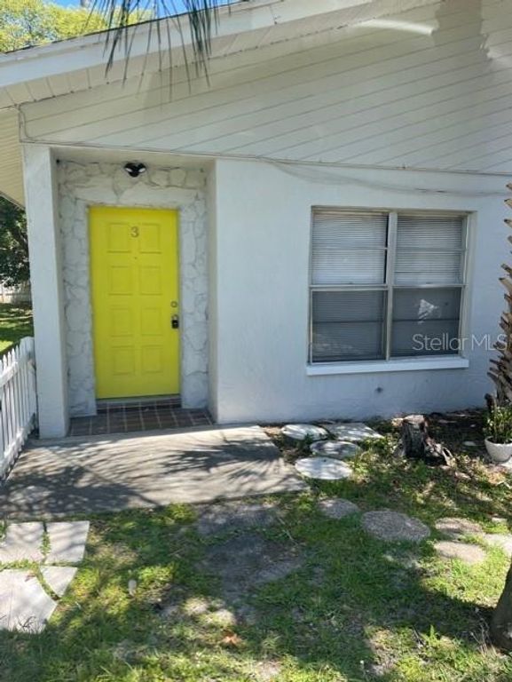 419 PINEAPPLE STREET 3, Tarpon Springs, FL 34689