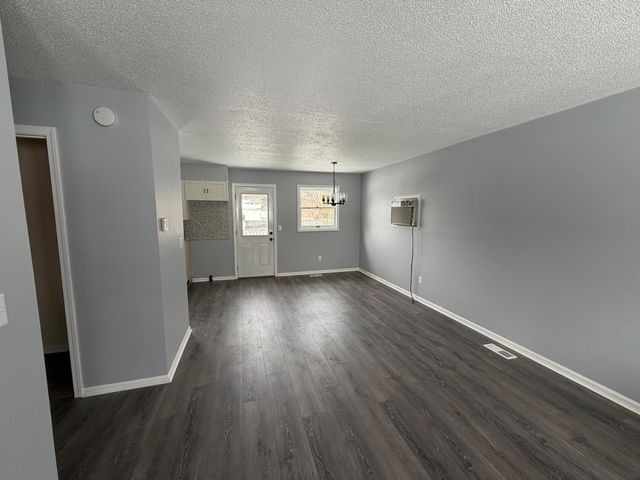 57704 Rumshire Drive, Mattawan, MI 49071