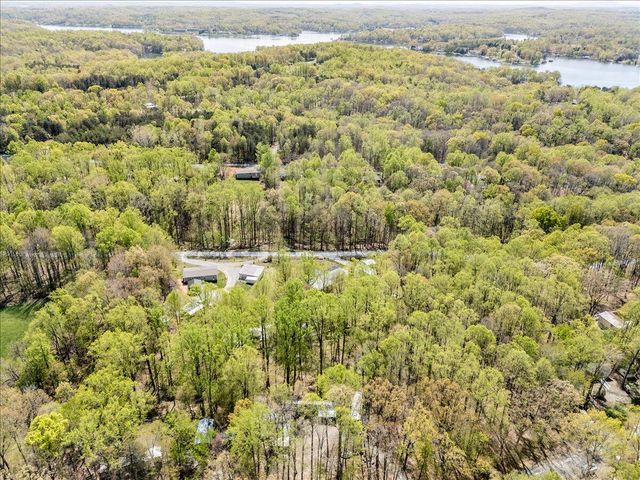 109 Whisperridge CT, Moneta, VA 24121