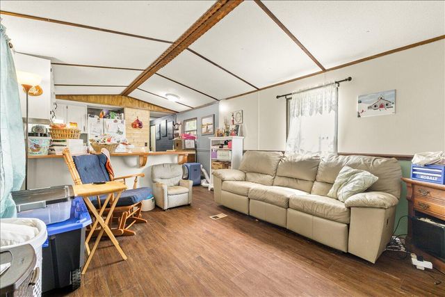 109 Whisperridge CT, Moneta, VA 24121