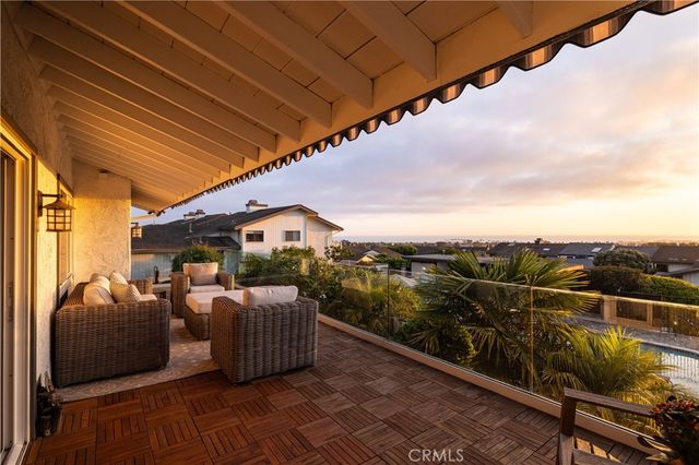 3 White Water Drive, Corona Del Mar, CA 92625
