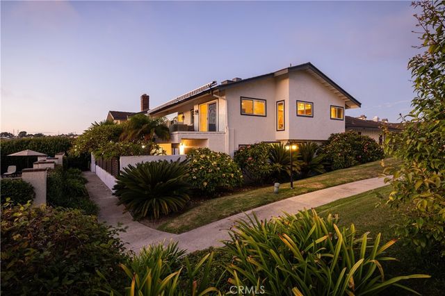 3 White Water Drive, Corona Del Mar, CA 92625