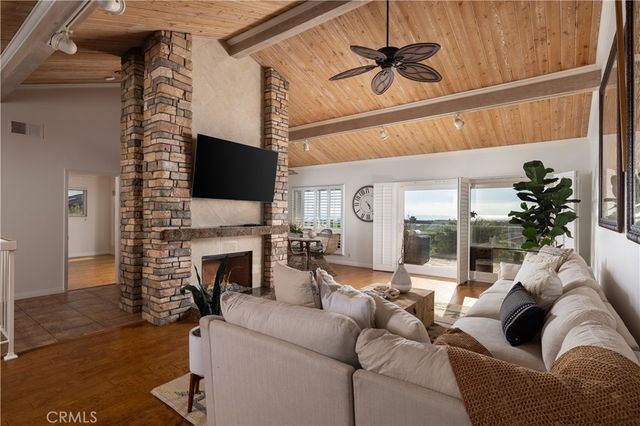 3 White Water Drive, Corona Del Mar, CA 92625