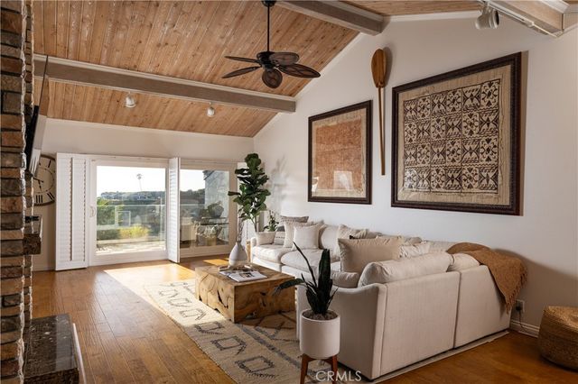 3 White Water Drive, Corona Del Mar, CA 92625