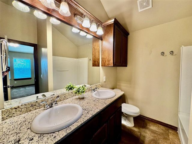 18210 Manera Way, Edmond, OK 73012