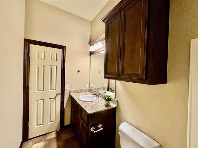 18210 Manera Way, Edmond, OK 73012