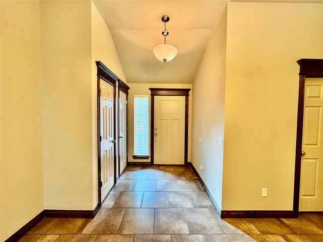 18210 Manera Way, Edmond, OK 73012