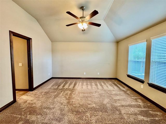 18210 Manera Way, Edmond, OK 73012