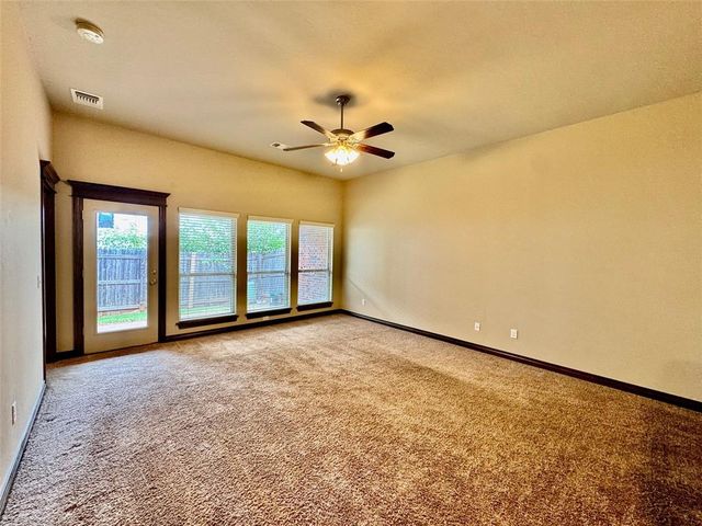 18210 Manera Way, Edmond, OK 73012