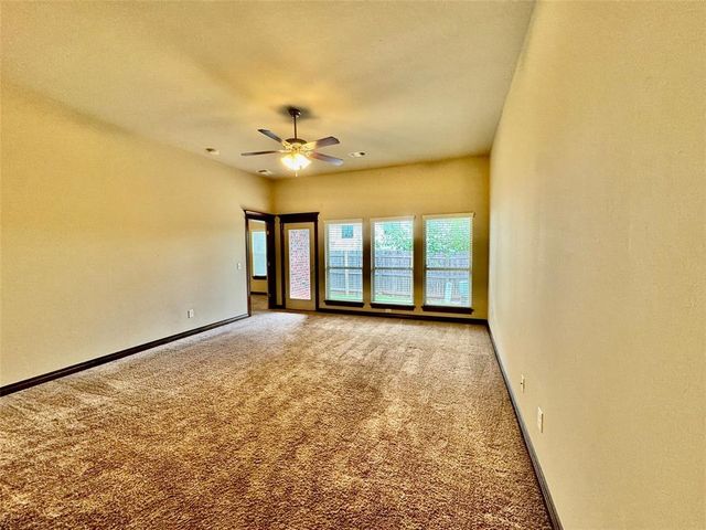 18210 Manera Way, Edmond, OK 73012