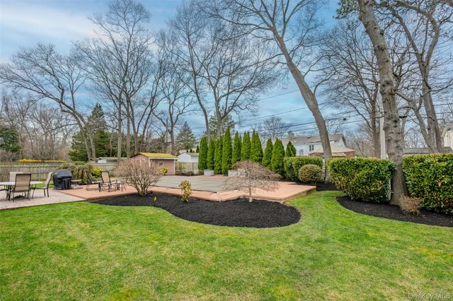 12 Westmoylan Lane, Coram, NY 11727
