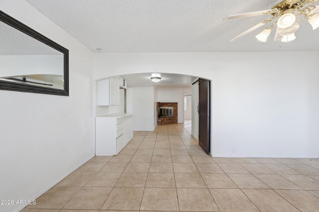 4045 W MONTEBELLO Avenue, Phoenix, AZ 85019