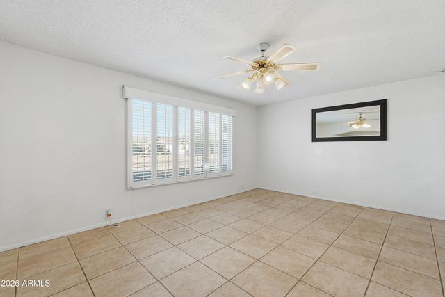 4045 W MONTEBELLO Avenue, Phoenix, AZ 85019