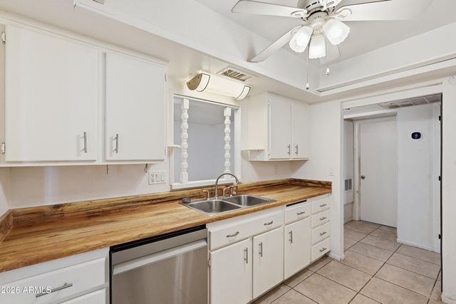 4045 W MONTEBELLO Avenue, Phoenix, AZ 85019